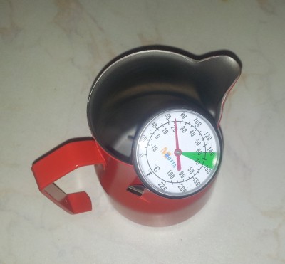 Galatiera kai thermometro.jpg