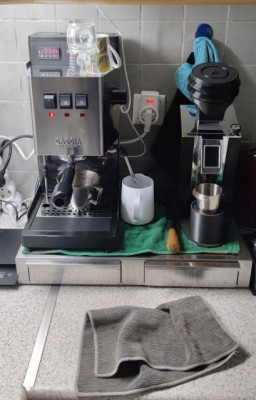 CLASIC MODED small.jpg